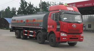 解放前四后八腐蝕性物品罐式運(yùn)輸車