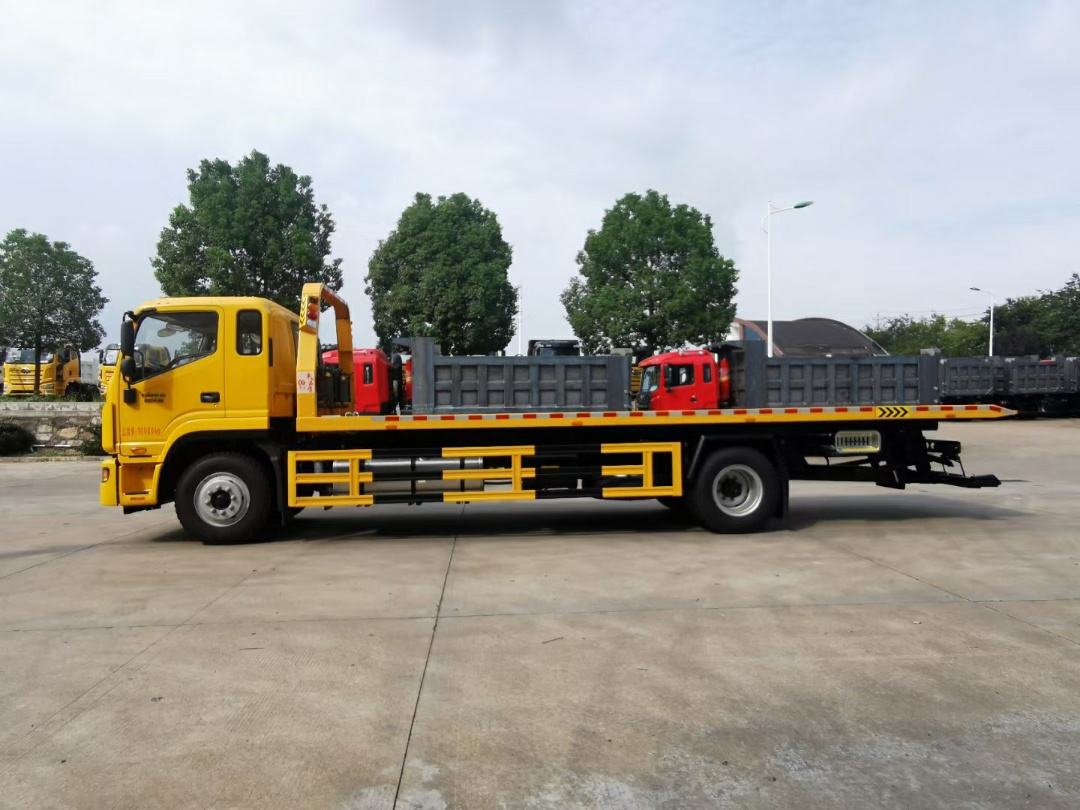 江淮國(guó)六一拖二大黃牌清障車